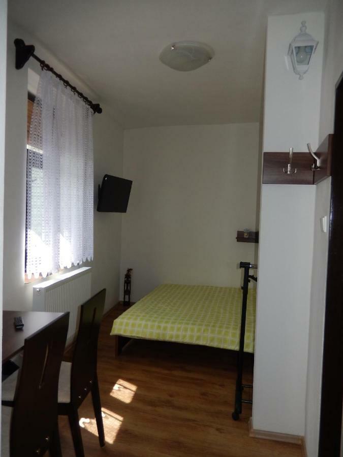 Ubytovani Ronsperk Pobezovice Экстерьер фото